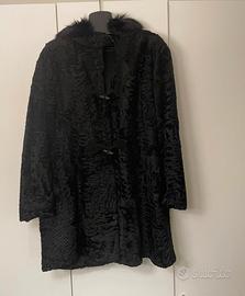 Cappotto pelliccia nera astracan