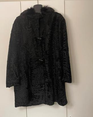 Cappotto pelliccia nera astracan