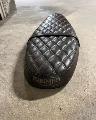 Sella originale triumph 900 trapuntata marrone