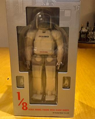 ASIMO  ROBOT HONDA