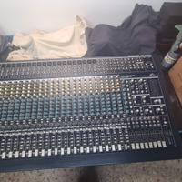 mixer 32 canali