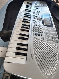 tastiera musicale scuola