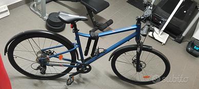 Bici trekking RIVERSIDE 500 azzurra