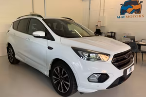 Ford Kuga 1.5 TDCI 120 CV S&S 2WD ST-Line