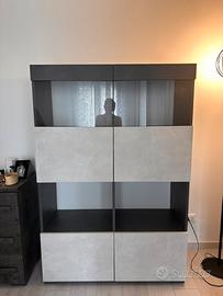 Credenza o libreria moderna con ante/vani a giorno