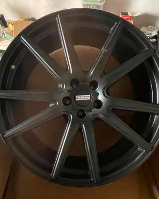 Cerchi in lega Fondmetal 22"