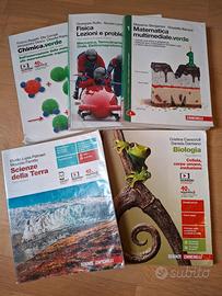 Libri scuole superiori NUOVI Gratis