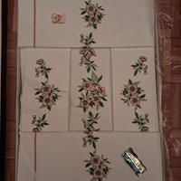 Lenzuola matrimoniale+ 2 federe  ricami fiorentini