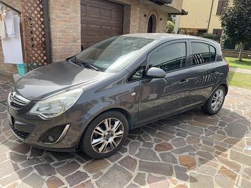 Opel Corsa 1.2  neopatentati