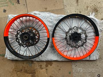 Cerchi Alpina 21/19 per KTM