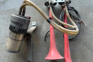 Trombe ad aria compressa bitonali 12V