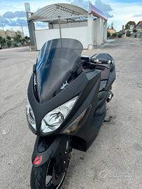 Yamaha Tmax