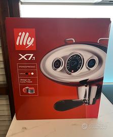 Macchina caffè Illy X7.1 rossa