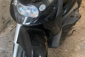 Piaggio Beverly 125 anno 2007 – ricambi