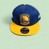 berretto giallo e blu new era streetwear