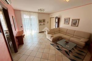 3 LOCALI A PAULLO