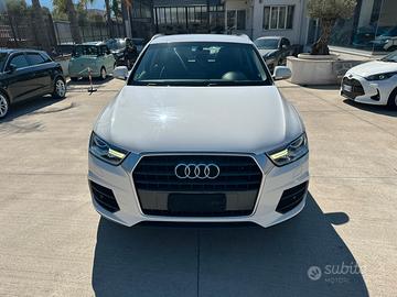 Audi Q3 2.0 TDI 120 CV
