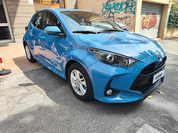 Toyota Yaris 1.5 Hybrid 5 porte Business