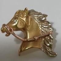 Testa di cavallo in oro 750 anni '80