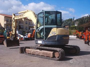 Miniescavatore usato YANMAR VIO 75