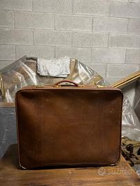 SET Valigie in Pelle Vintage e Porta Abiti Vintage