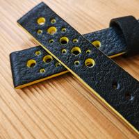 cinturino artigianale in pelle per orologio 