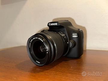 Fotocamera reflex Canon 2000D + Obbiettivo Tamron