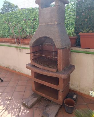 Barbecue in muratura  –  No Spedizione 