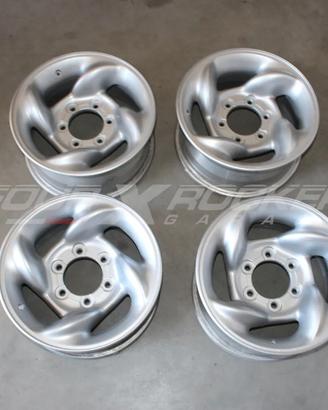 N°4 cerchi in lega 15×7 Hyundai Galloper