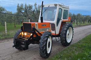 Trattore Fiat 780 DT/H con cabina