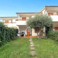 VILLA A SCHIERA A TARQUINIA