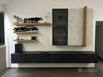 Parete attrezzata moderna