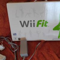 Wii Consolle con 8 giochi