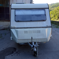 Roulotte Adria optima 4052