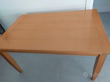 Tavolo da pranzo in frassino