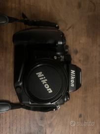 Nikon mb 21 fotocamera