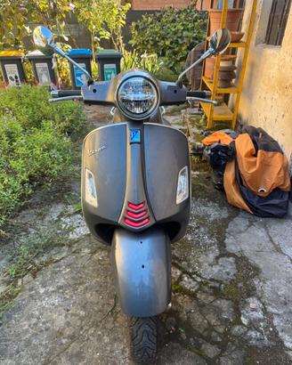 Vespa GTS 300 Super Sport