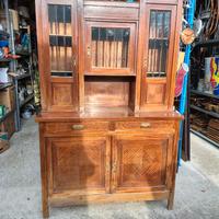 Credenza in stile Liberty italiana