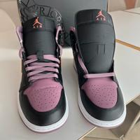 Jordan 1 Mid SE Nero Cielo J Malva
