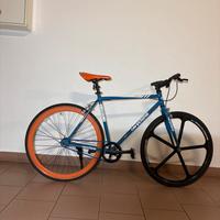Bici scatto fisso