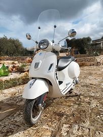 Vespa GTS 