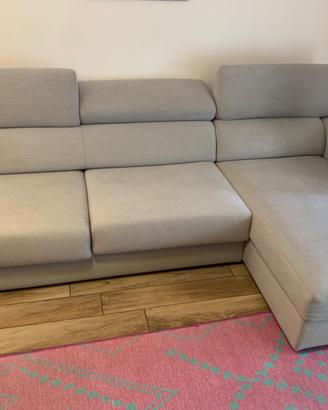 Divano letto con isola