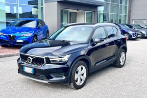 VOLVO XC40 T3 Geartronic Momentum Pro