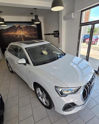 Audi Q3 35 TDI S tronic line edition TETTO APRIBIL
