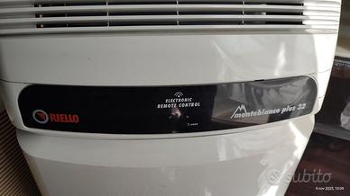 Pompa di calore + condizionatore Riello  – plus 32