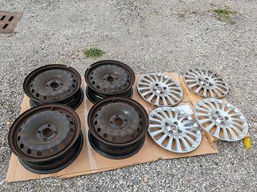 Cerchi FIAT ORIGINALI 15 pollici 4 Fori + Borchie