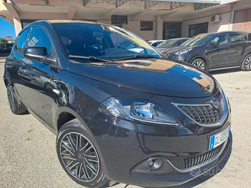 Lancia Ypsilon 1.0 FireFly 5 porte S&S Hybrid Ecoc