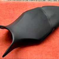 Sella Triumph Speed triple 1050