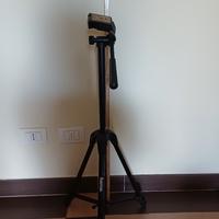 cavalletto foto e videocamera