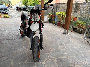 KTM 690 smcr 2014